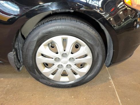 Used 2012 Kia Forte EX w/ Fuel Economy Pkg FWD image 75