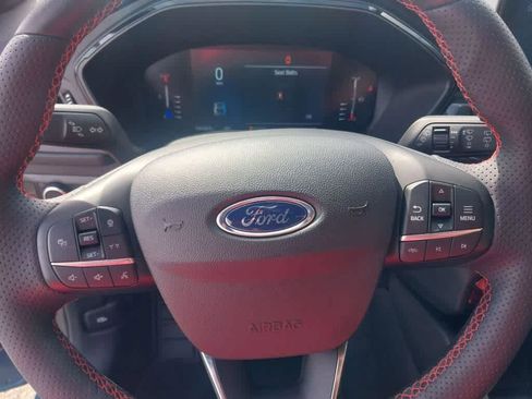 Certified 2023 Ford Escape ST-Line w/ Tech Pack #1 AWD/4WD image 8