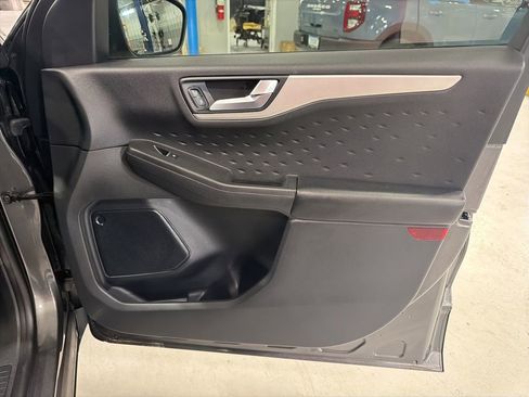 Used 2020 Ford Escape SEL FWD image 36