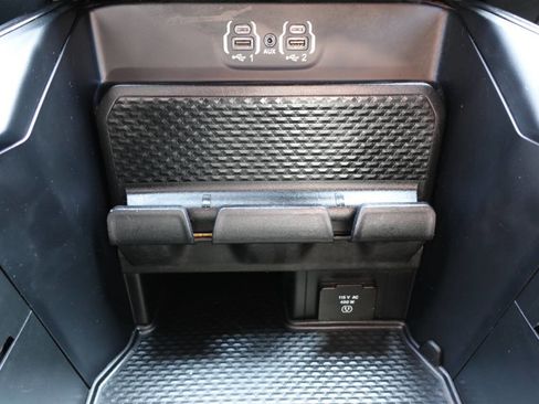 Used 2022 RAM 1500 Sport w/ Rebel Level 2 Equipment Group AWD/4WD image 48