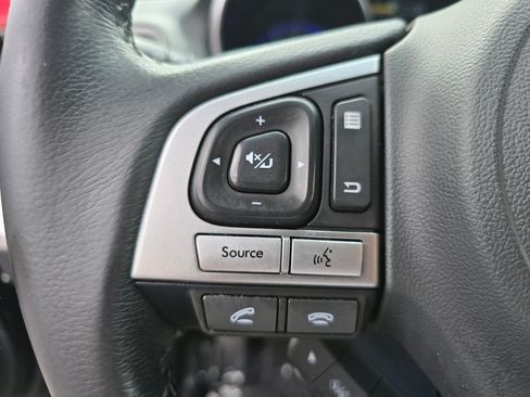 Used 2017 Subaru Outback 2.5i Premium AWD/4WD image 5
