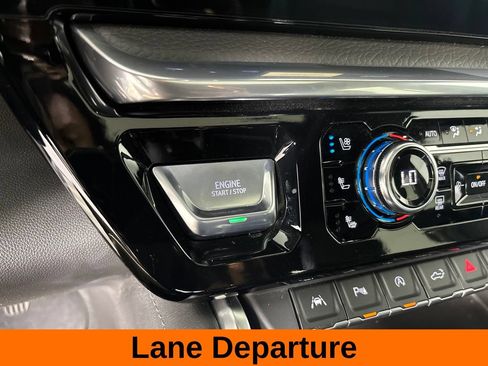 Used 2023 GMC Sierra 1500 Denali w/ Denali Reserve Package AWD/4WD image 21