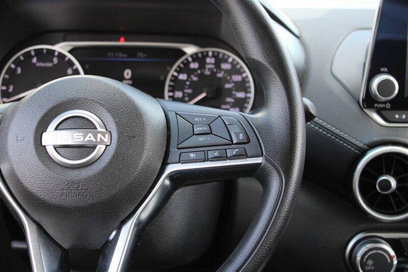 Used 2024 Nissan Sentra SV FWD image 19