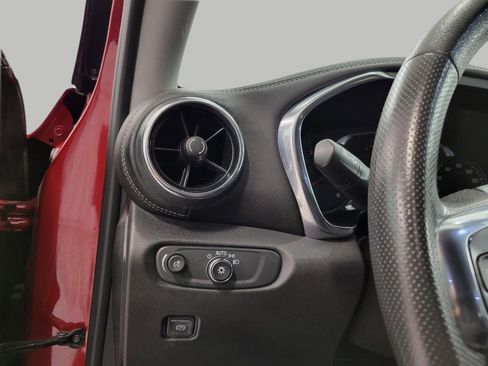 Certified 2023 Chevrolet Blazer LT w/ Convenience Package image 10