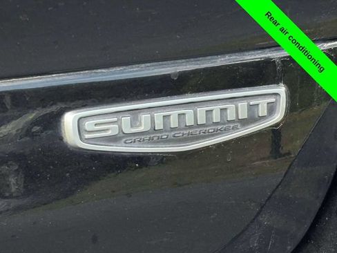Used 2023 Jeep Grand Cherokee L Summit w/ Rear Seat Video Group I AWD/4WD image 45