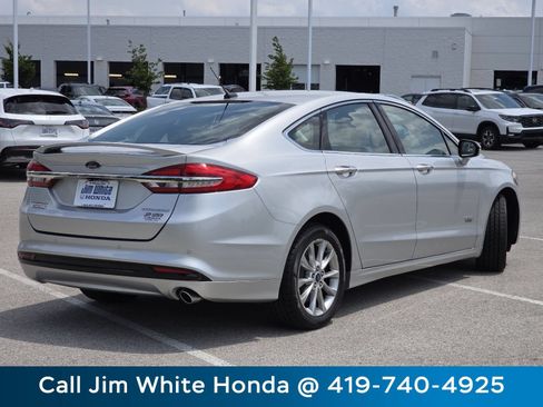 Used 2017 Ford Fusion Energi Titanium FWD image 15