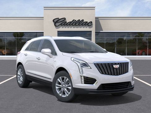 New 2025 Cadillac XT5 Luxury image 7