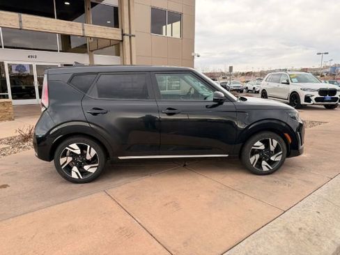 Used 2023 Kia Soul GT-Line FWD image 9