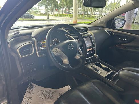 Used 2017 Nissan Murano Platinum w/ Platinum Technology Package FWD image 7