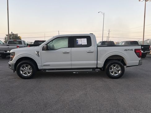 Used 2024 Ford F150 XLT w/ Mobile Office Package image 9
