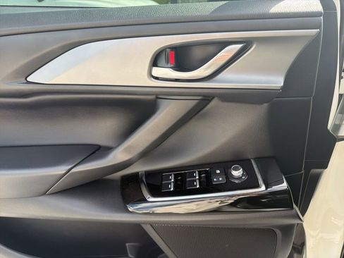 Used 2023 MAZDA CX-9 Touring Plus image 16