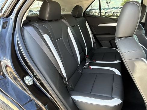 Used 2025 Buick Envision Sport Touring image 30