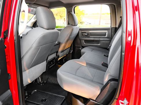 Used 2016 RAM 3500 SLT w/ Cold Weather Group image 34