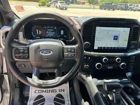 Used 2023 Ford F150 Lariat AWD/4WD image 8