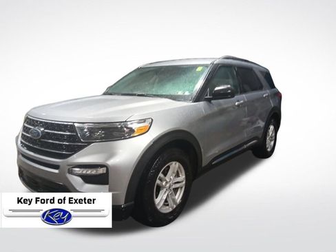 Used 2021 Ford Explorer XLT w/ Equipment Group 202A image 5