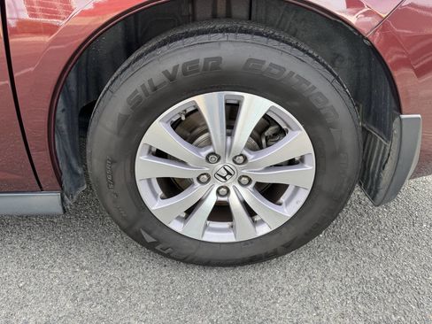 Used 2016 Honda Odyssey EX-L image 36