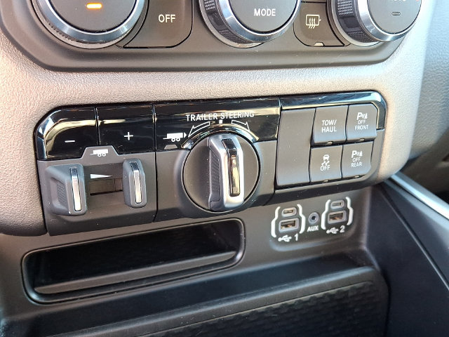 Used 2022 RAM 1500 Big Horn AWD/4WD image 22
