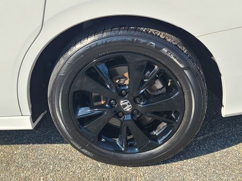 Certified 2023 Honda Odyssey Sport image 32