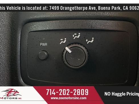 Used 2004 GMC Envoy SLE w/ Preferred Equipment Group RWD image 37
