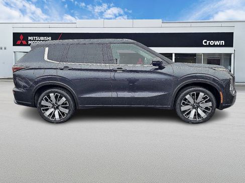 New 2026 Mitsubishi Outlander SEL AWD/4WD image 3