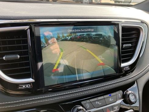 New 2026 Chrysler Pacifica Limited w/ S Appearance Package FWD image 20