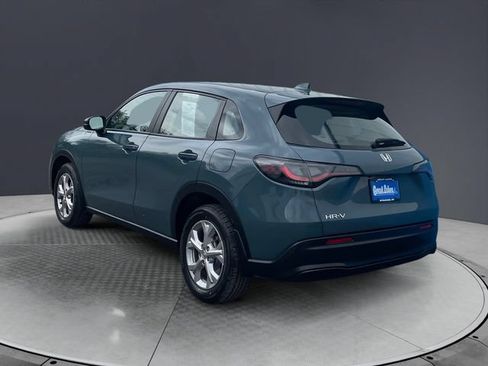 Certified 2024 Honda HR-V LX image 3