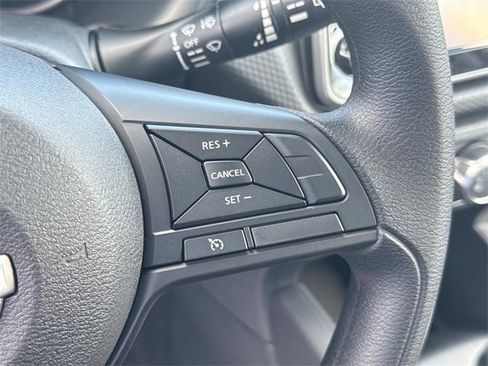 New 2025 Nissan Kicks Play S image 25