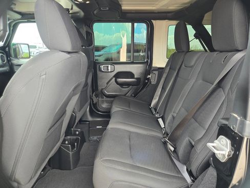 Used 2020 Jeep Wrangler Unlimited Sport S AWD/4WD image 14