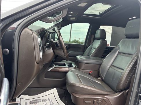 Used 2020 GMC Sierra 3500 Denali w/ Denali Ultimate Package image 13