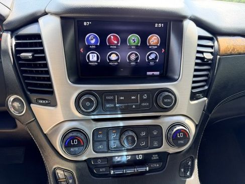 Used 2015 GMC Yukon XL Denali w/ Open Road Package RWD image 29