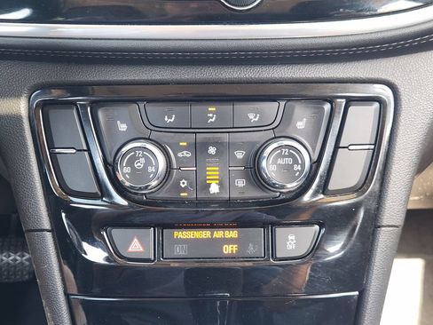 Used 2019 Buick Encore Essence w/ Experience Buick Package FWD image 15