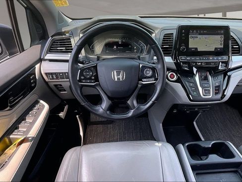 Used 2024 Honda Odyssey Touring image 8