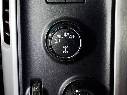 Used 2017 GMC Sierra 1500 SLT image 15