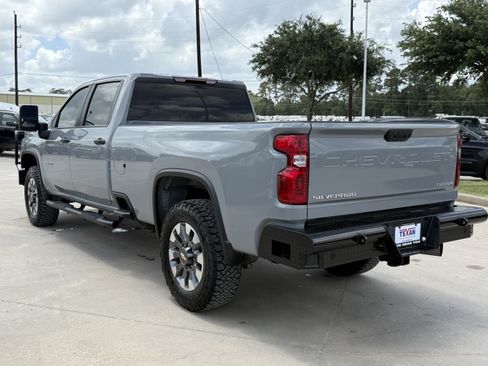 Used 2024 Chevrolet Silverado 2500 Custom w/ Custom Value Package AWD/4WD image 7