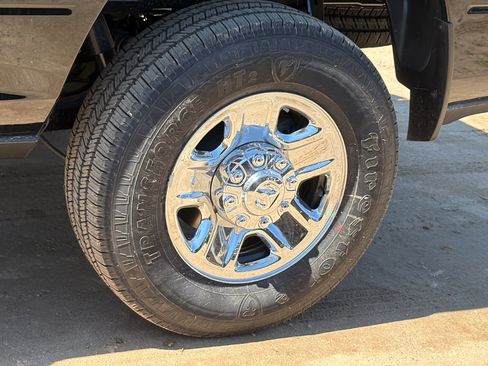 New 2026 RAM 2500 Tradesman AWD/4WD image 12