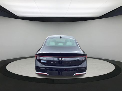 Used 2025 Hyundai Sonata SEL FWD image 7
