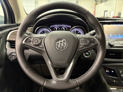 Used 2019 Buick Envision Essence image 36