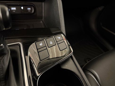 Used 2023 Kia Sportage EX image 28