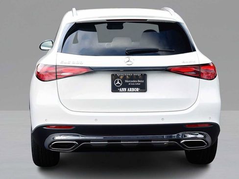 Used 2026 Mercedes-Benz GLC 300 4MATIC image 6