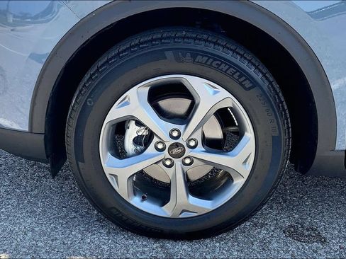 Used 2025 Ford Escape ST-Line w/ Tech Pack #1 AWD/4WD image 8