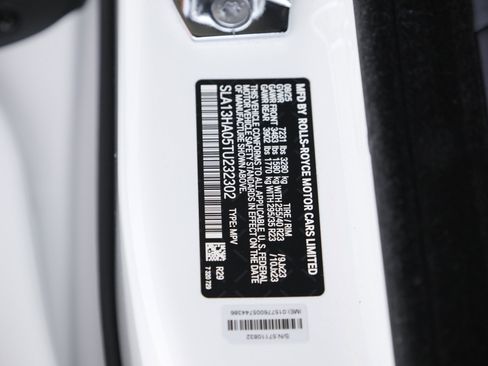 Used 2026 Rolls-Royce Cullinan image 50