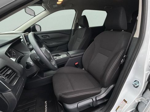 Certified 2025 Nissan Rogue S image 11