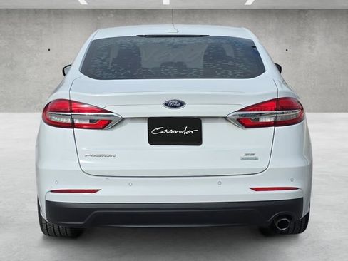 Used 2020 Ford Fusion SE image 15