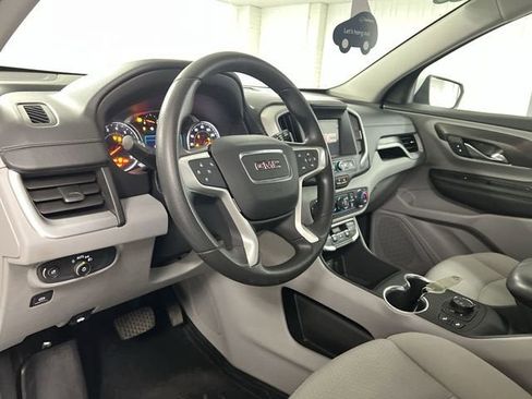 Certified 2022 GMC Terrain SLE w/ Driver Convenience Package image 10