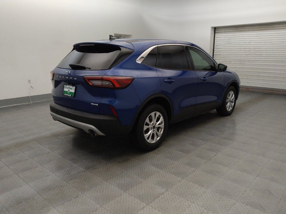 Used 2023 Ford Escape Active AWD/4WD image 9