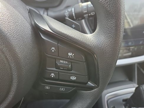 Used 2024 Subaru Crosstrek 2.0i Premium image 28