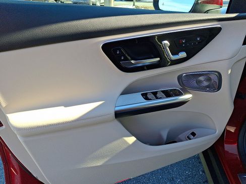 New 2026 Mercedes-Benz GLC 300 4MATIC image 8