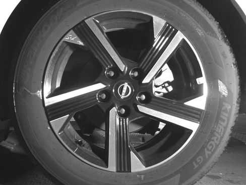 Used 2025 Nissan Sentra SV FWD image 14