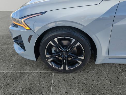 Used 2023 Kia K5 GT-Line image 14