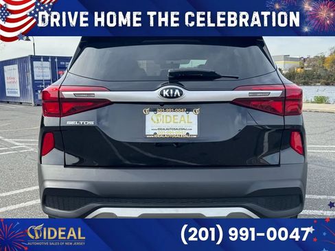 Used 2021 Kia Seltos LX AWD/4WD image 5